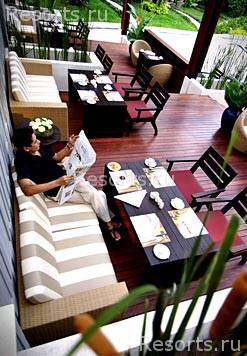 Courtyard Phuket at Surin Beach Hotel 19